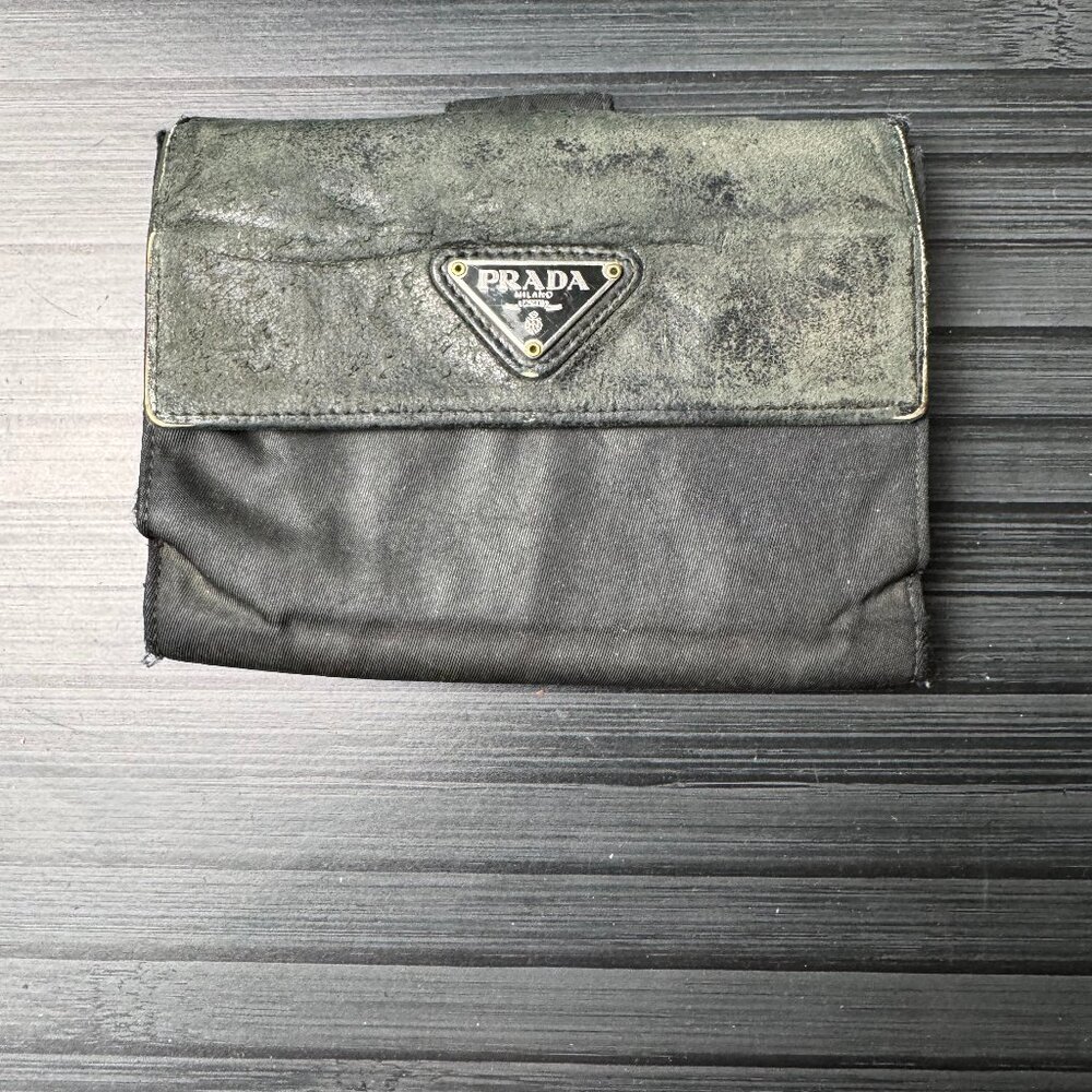 Prada Black Compact Nylon Wallet Authentic|Used
